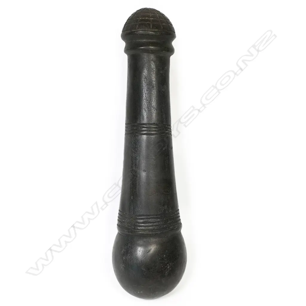 A Solomon Island stone pestle Image 1++